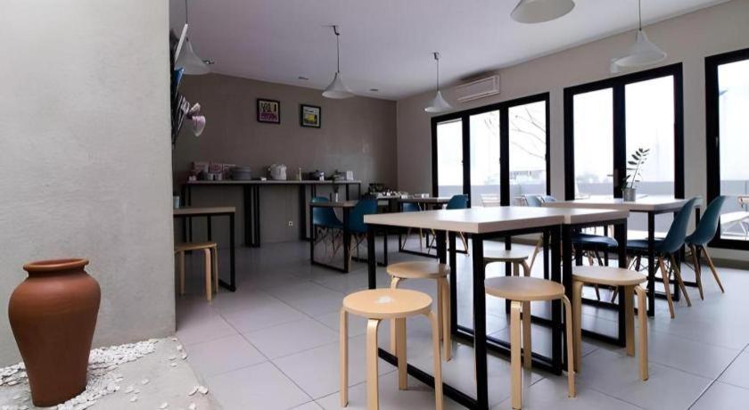 Casa Living Setiabudi Jakarta Exterior photo
