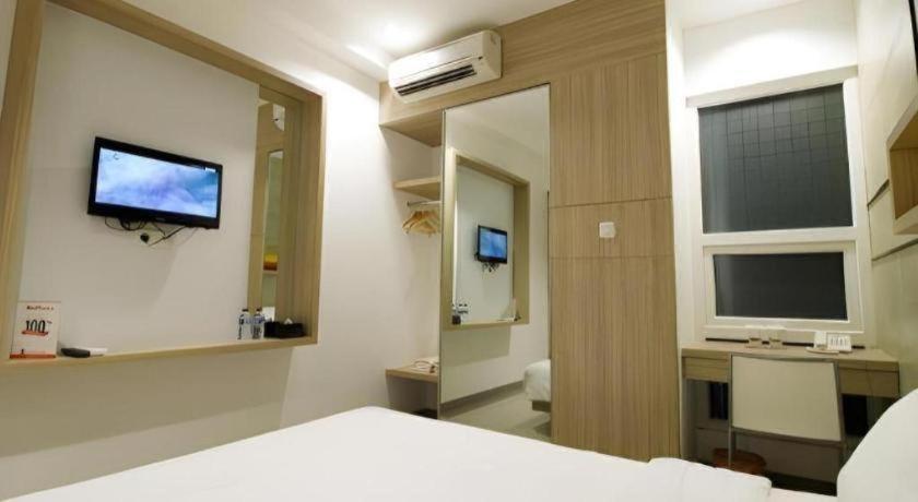 Casa Living Setiabudi Jakarta Exterior photo